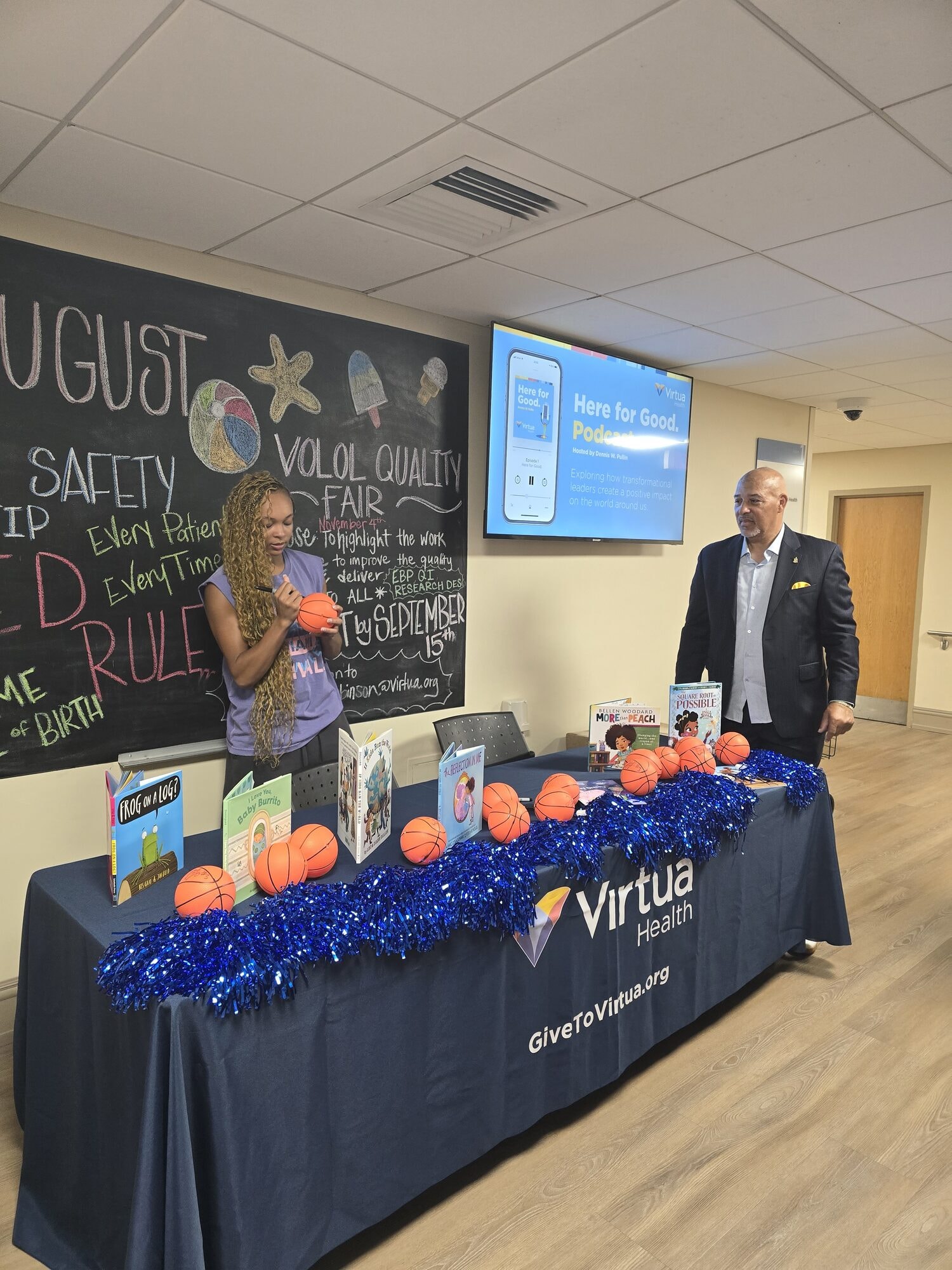 Virtua Health Display Table